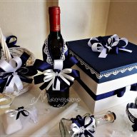Комплект за кръщене и подаръчета в индигово синьо и бяло с дантела, снимка 4 - Подаръци за кръщене - 16163919