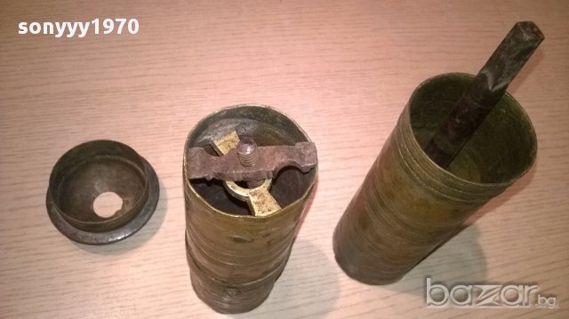 Ретро мелница голяма без върток-27/7см, снимка 17 - Антикварни и старинни предмети - 16624866