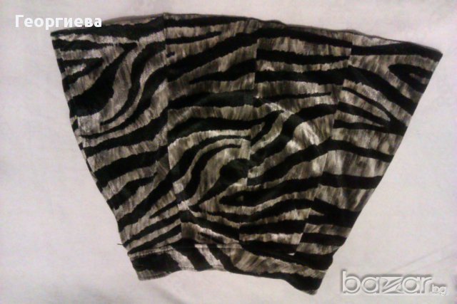 Дамски костюм (елече и пола), снимка 4 - Костюми - 11302995