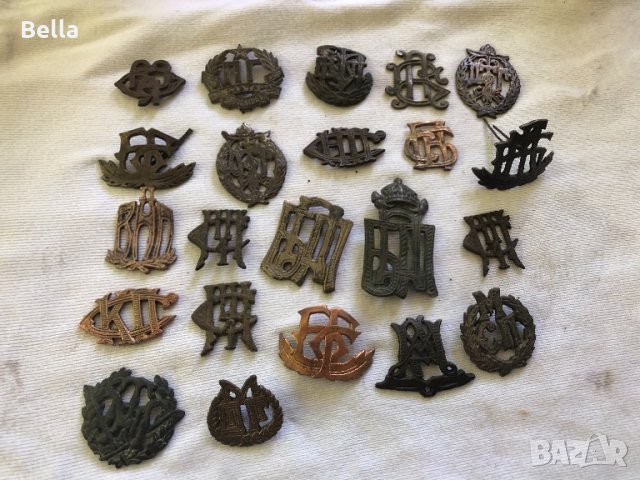 лот царски вензели и кокарди 