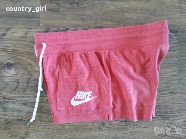 Nike -страхотни дамски къси панталонки, снимка 8 - Къси панталони и бермуди - 21673748