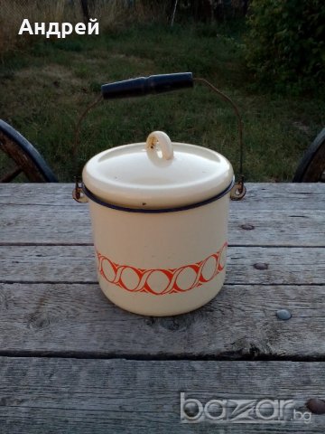 Емайлирана котленка