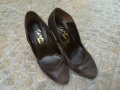 Обувки от естествена кожа и велур/ набук, снимка 1 - Дамски обувки на ток - 21933546