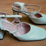 Чисто нови гръцки обувки Sante, снимка 1 - Дамски обувки на ток - 11384939