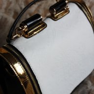 Елегантна дамска чанта , снимка 1 - Чанти - 12068124