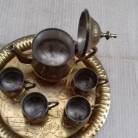 Ръчно кован бронзов индийски сервиз, снимка 4 - Антикварни и старинни предмети - 21925089