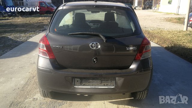 на части Toyota Yaris, снимка 6 - Автомобили и джипове - 24607162