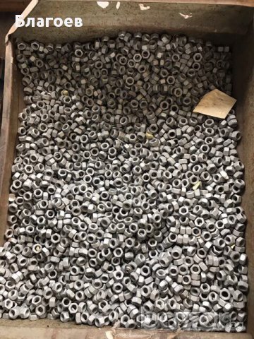 Болтове, гайки и крепежни елементи , снимка 8 - Други инструменти - 17563893