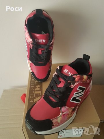 Дамски спортни обувки, маратонки в червено с цветя - нови размер  38 , снимка 2 - Маратонки - 25034639