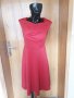 Червена разкроена рокля до коляното М, снимка 1 - Рокли - 25643881