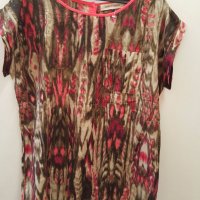 Дамска блуза в инрересен принт, снимка 2 - Тениски - 21179248