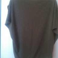 модерна тениска с капси, снимка 3 - Тениски - 17347700