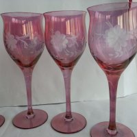  кристални чаши  цветен кристал гравиран, снимка 16 - Антикварни и старинни предмети - 20061877