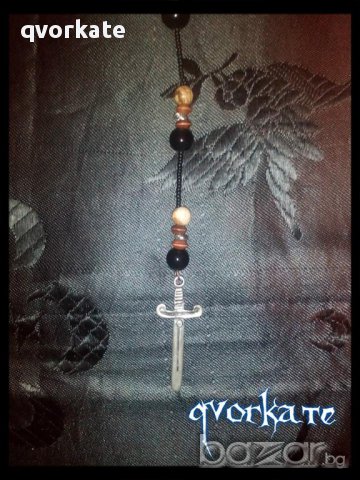 Колие с меч, снимка 2 - Колиета, медальони, синджири - 16010243