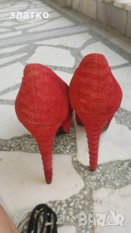 Обувки на ток Betsey Johnson , снимка 3 - Дамски обувки на ток - 21686804