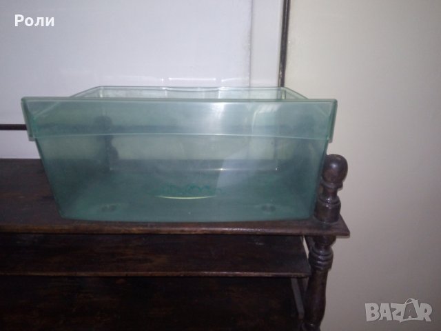 Прегради от голям хладилник Hotpoint Ariston