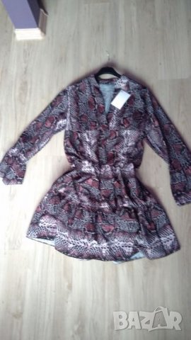 Нова Рокля-размер стандартен, снимка 1 - Рокли - 24482421