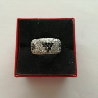 Сребърен пръстен  с бели и черни цирконий - сребро проба 925, снимка 1 - Пръстени - 18108706