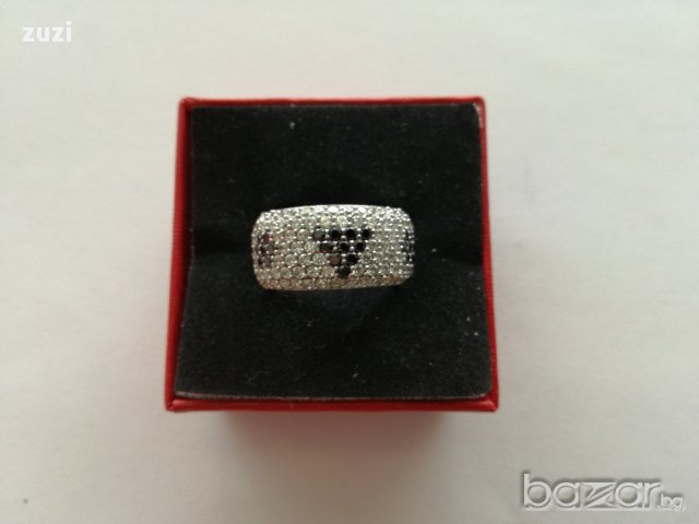 Сребърен пръстен  с бели и черни цирконий - сребро проба 925