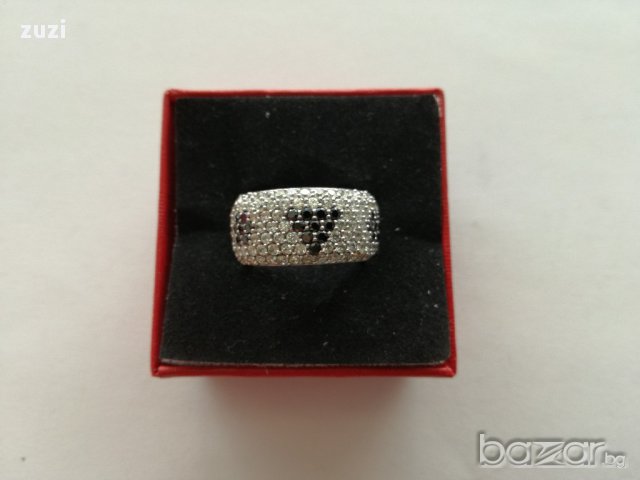 Сребърен пръстен  с бели и черни цирконий - сребро проба 925