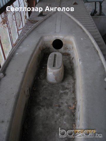 Стъклопластова лодка, снимка 2 - Воден транспорт - 20546559