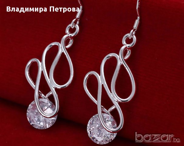 Обеци – Уникалната оплетка на кристала