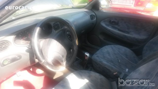 на части Hyundai Lantra 1.6, снимка 4 - Автомобили и джипове - 12644397