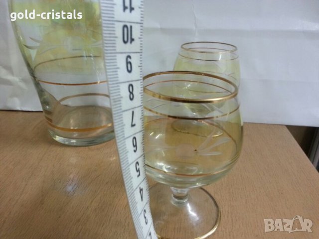 Ретро сервиз за ракия с златен кант, снимка 3 - Антикварни и старинни предмети - 22100319
