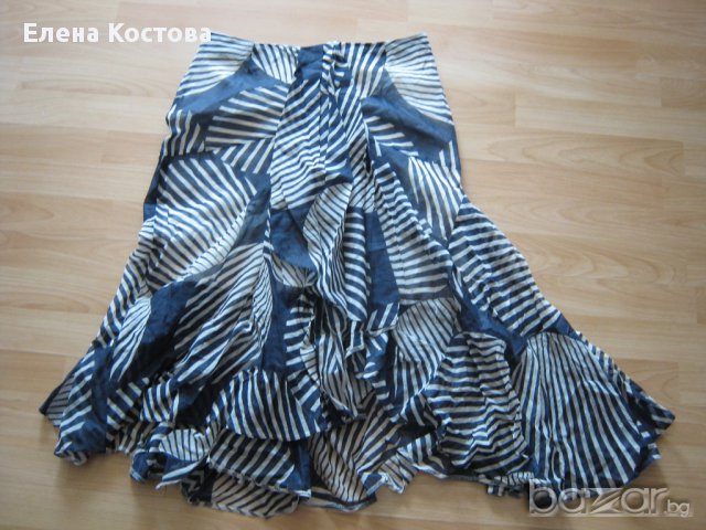 Атрактивна пола от коприна 