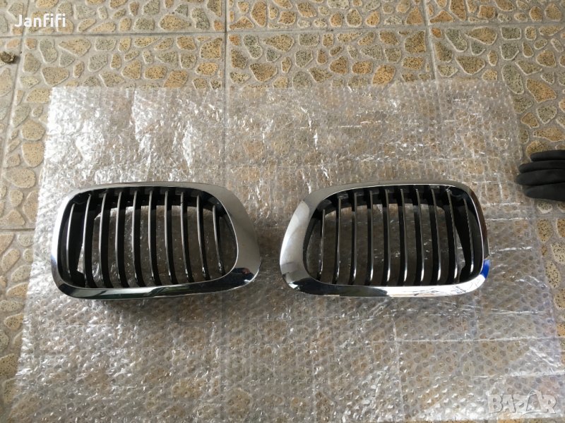 Предни радиаторни решетки за БМВ 3 серия Е46 , снимка 1