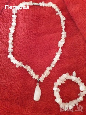 Естествени камъни