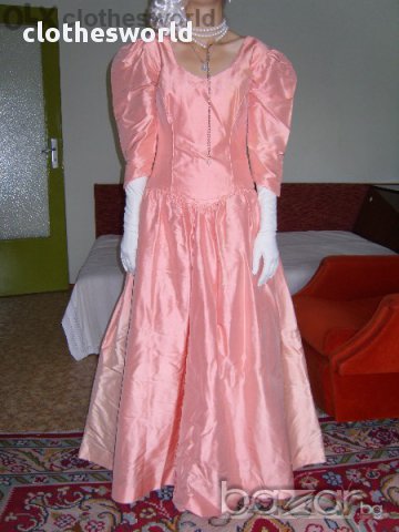 Бална рокля във викториански стил в коралов цвят, снимка 10 - Рокли - 11690435