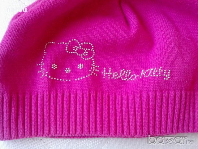 Шапка Хелоу Кити, снимка 3 - Шапки, шалове и ръкавици - 16394588