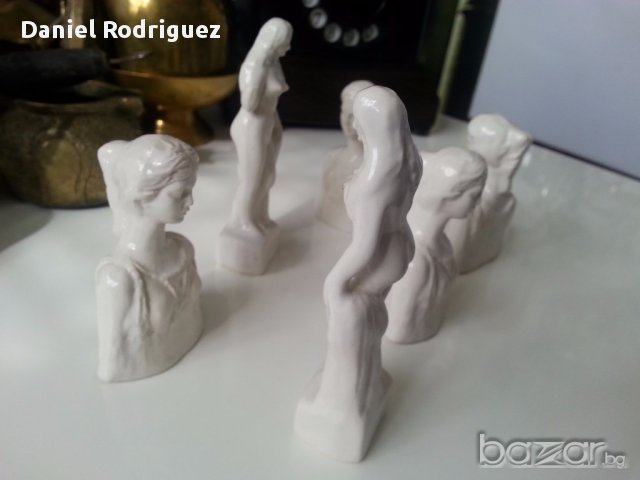 Лот Стари Италиански Порцеланови Статуетки, снимка 2 - Антикварни и старинни предмети - 16360279