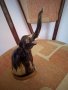 Статуетка на слон изработена от биволски рог, снимка 1