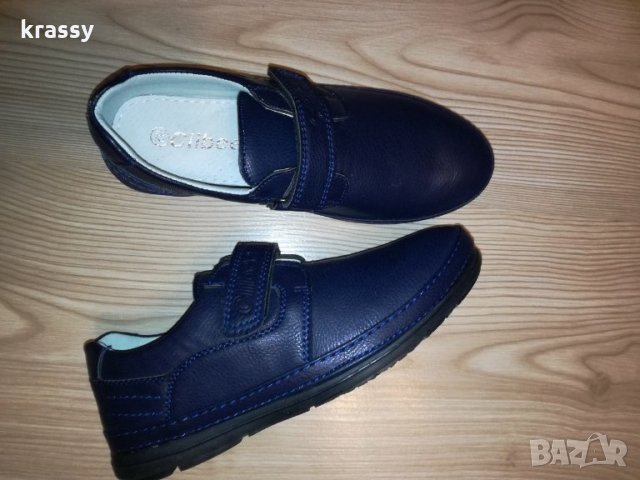 НОВИ кожени детски обувки велкро (номер 32)