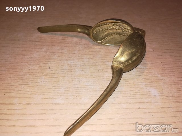 антика-масивна орехотрошачка-мед/месинг-17х5см-внос швеицария, снимка 18 - Колекции - 20476777