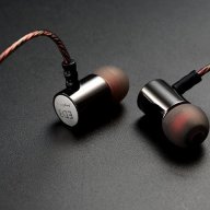 Продавам висококачествени професионални слушалки тип тапи ED3, снимка 2 - Слушалки и портативни колонки - 11506990