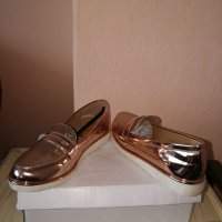Модерни лачени дамски мокасини, снимка 2 - Дамски ежедневни обувки - 21307557