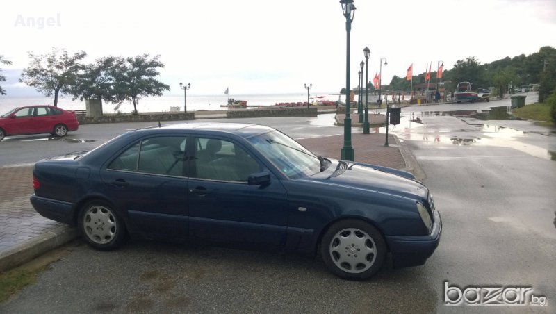 Mercedes E200, снимка 1