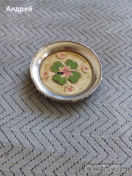 Стар пепелник, снимка 1