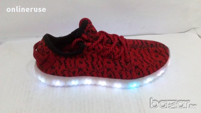 Юношески маратонки светещи , снимка 1