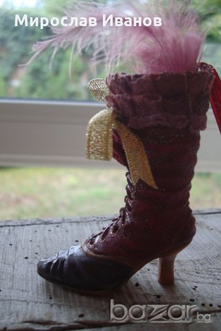 ботуш с перо от Италия, снимка 2 - Подаръци за рожден ден - 21250035
