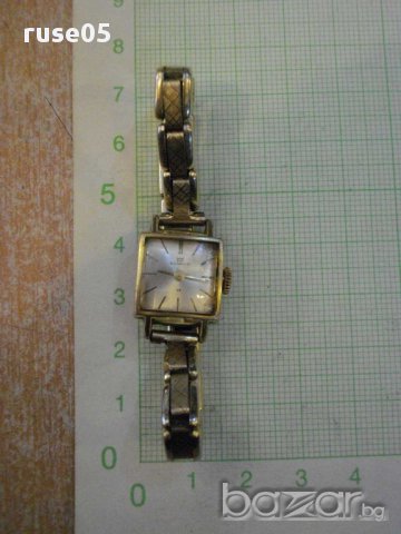 Часовник "DUCADO" дамски позлатен с верижка работещ, снимка 1 - Дамски - 15336239