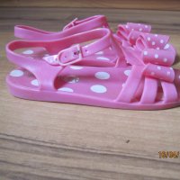 Next - силиконови сандали, снимка 2 - Детски сандали и чехли - 21321657