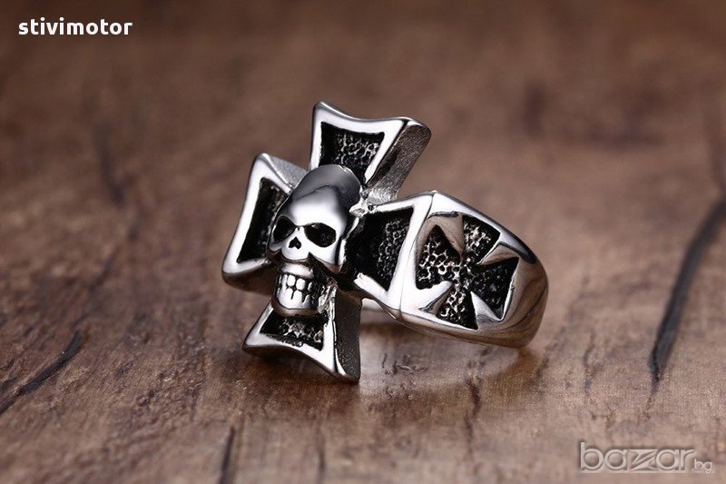 пръстен стомана кръст и череп., снимка 1