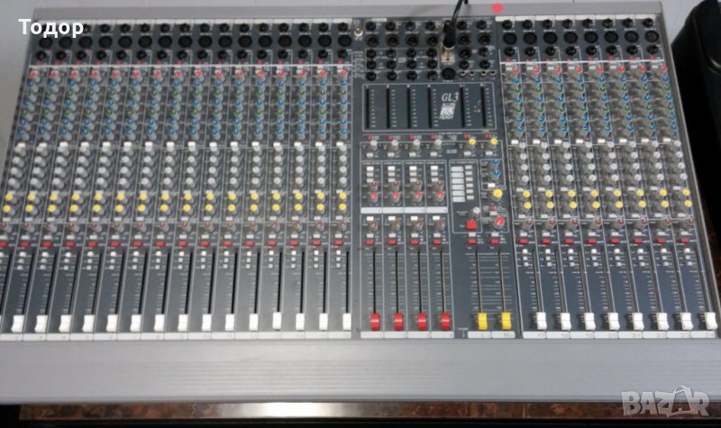 Пулт 24 канала Алън & Хийт, снимка 1