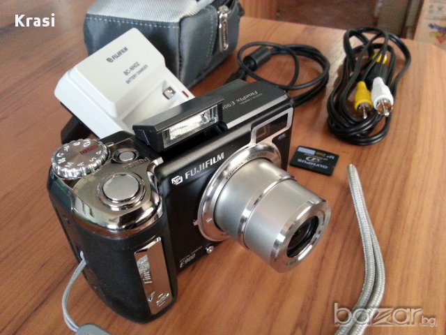 Фотоапарат Fujifilm E-900.(Бартер), снимка 1
