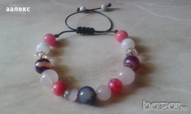 Ръчно изработена гривна Шамбала от естествени камъни