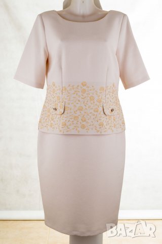 Елегантна рокля в бледорозов нюанс с бродерии марка Poza - EU 42 и EU 46